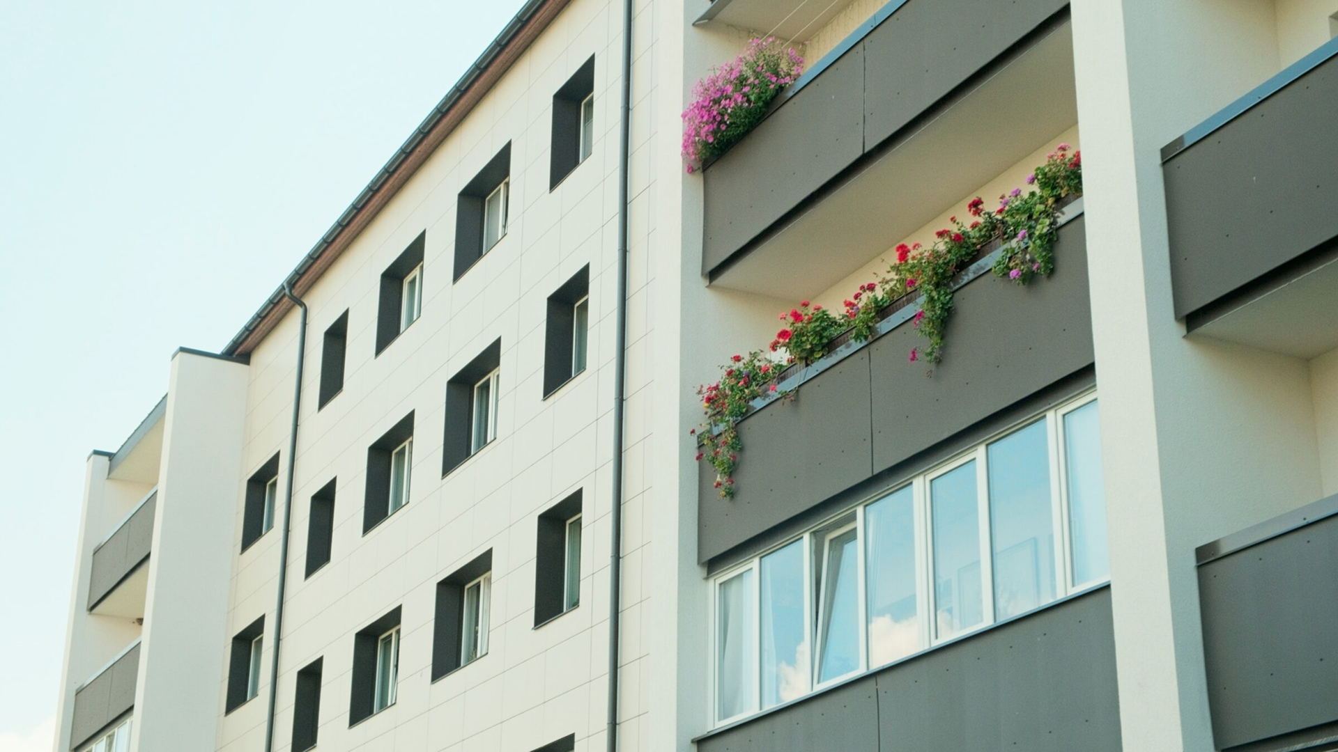 Energoefektivitātes paaugstināšanas projekts Pirmā ielā 35, Ādažos